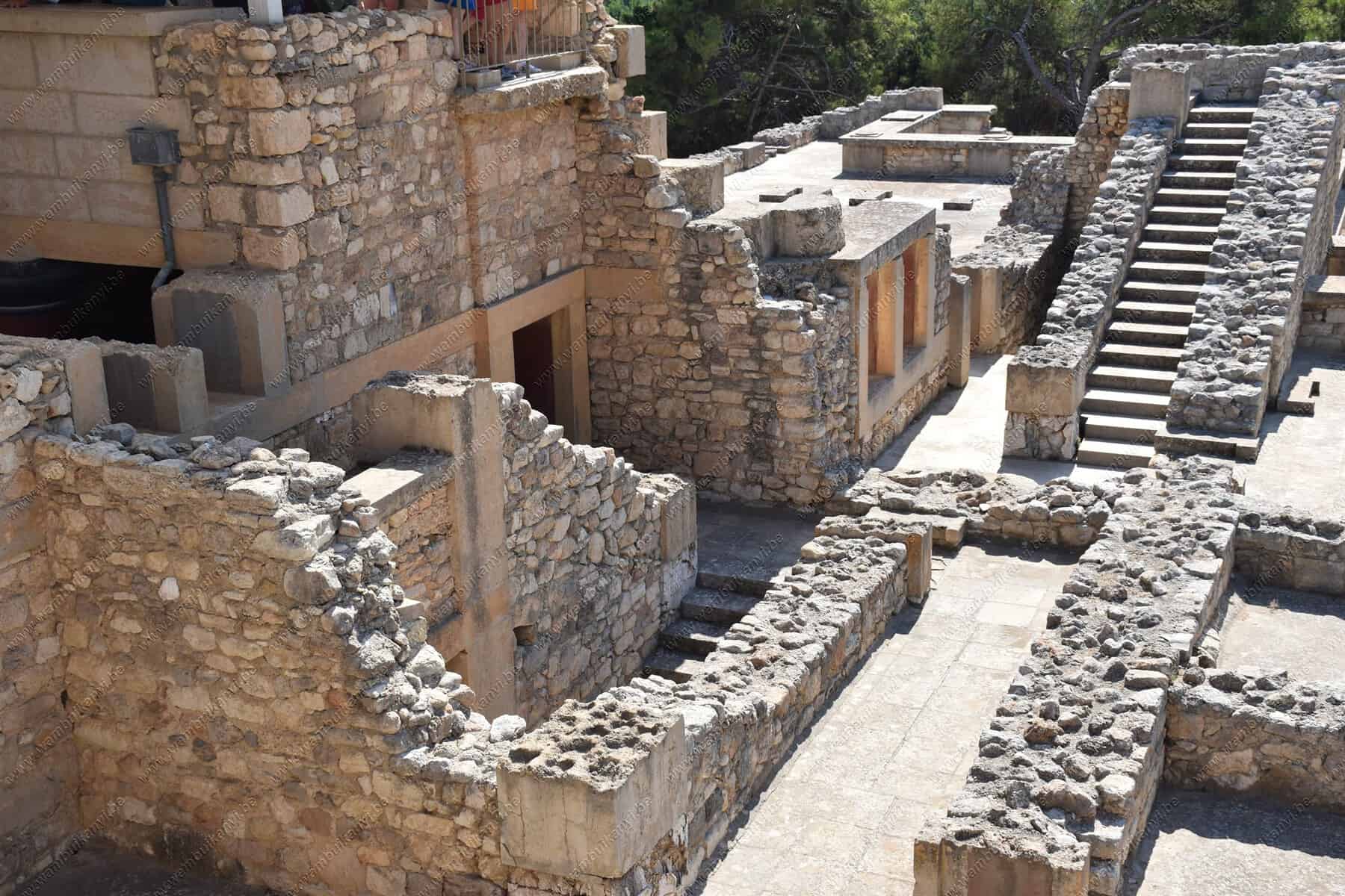 The Palace Of Knossos